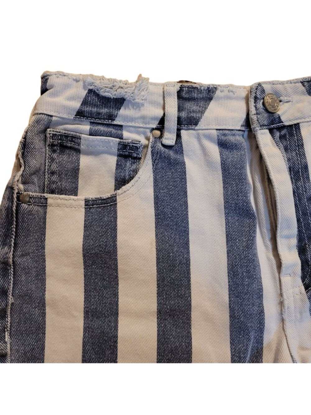 Vintage 90s PacSun Junior's Size 27 Retro Cut off Denim Shorts Mom Jean Striped - Picture 6 of 8